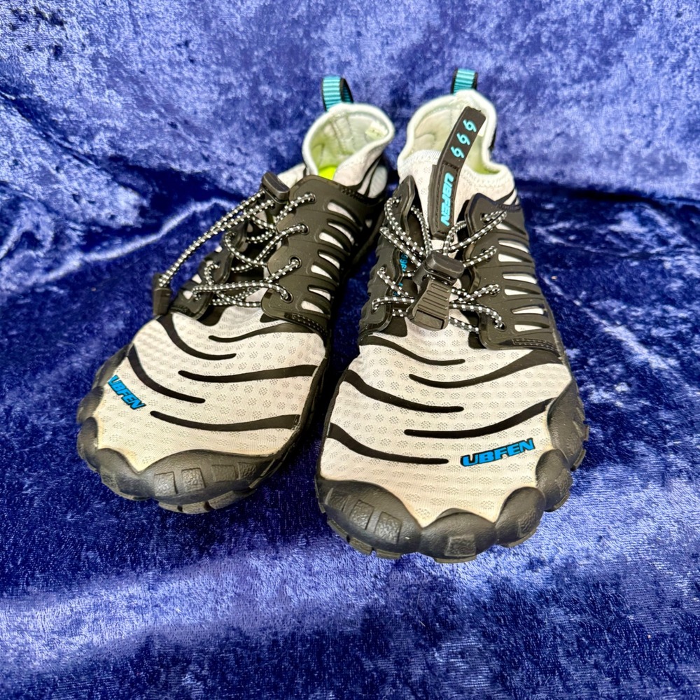 UBFEN Women Lightweight Water Shoes Aqua Socks Barefoot Sneakers EUR 41 /US 10‎